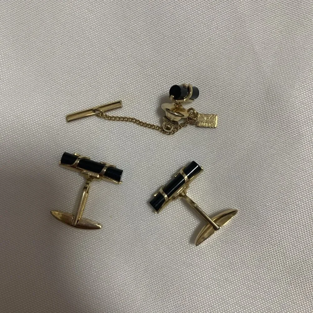 Men’s Set Of Black Bars Thin Design Quality Vintage EMMONS Cuff Links And Pin.